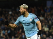 开云体育登录-里昂碾压那不勒斯，阿奎罗完成帽子戏法的简单介绍