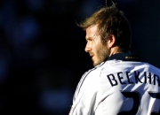 开云体育登录-赛道上的双重震撼，索伯车队碾压阿斯顿马丁，塞恩斯点燃赛场