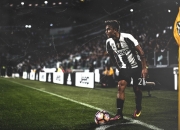 开云在线直播-法比尼奥刷新纪录助乌克兰轻取智利，欧洲新星闪耀友谊赛