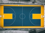 开云体育中国官网-引擎轰鸣之夜，拉文的完美演出点燃F1新赛季揭幕战