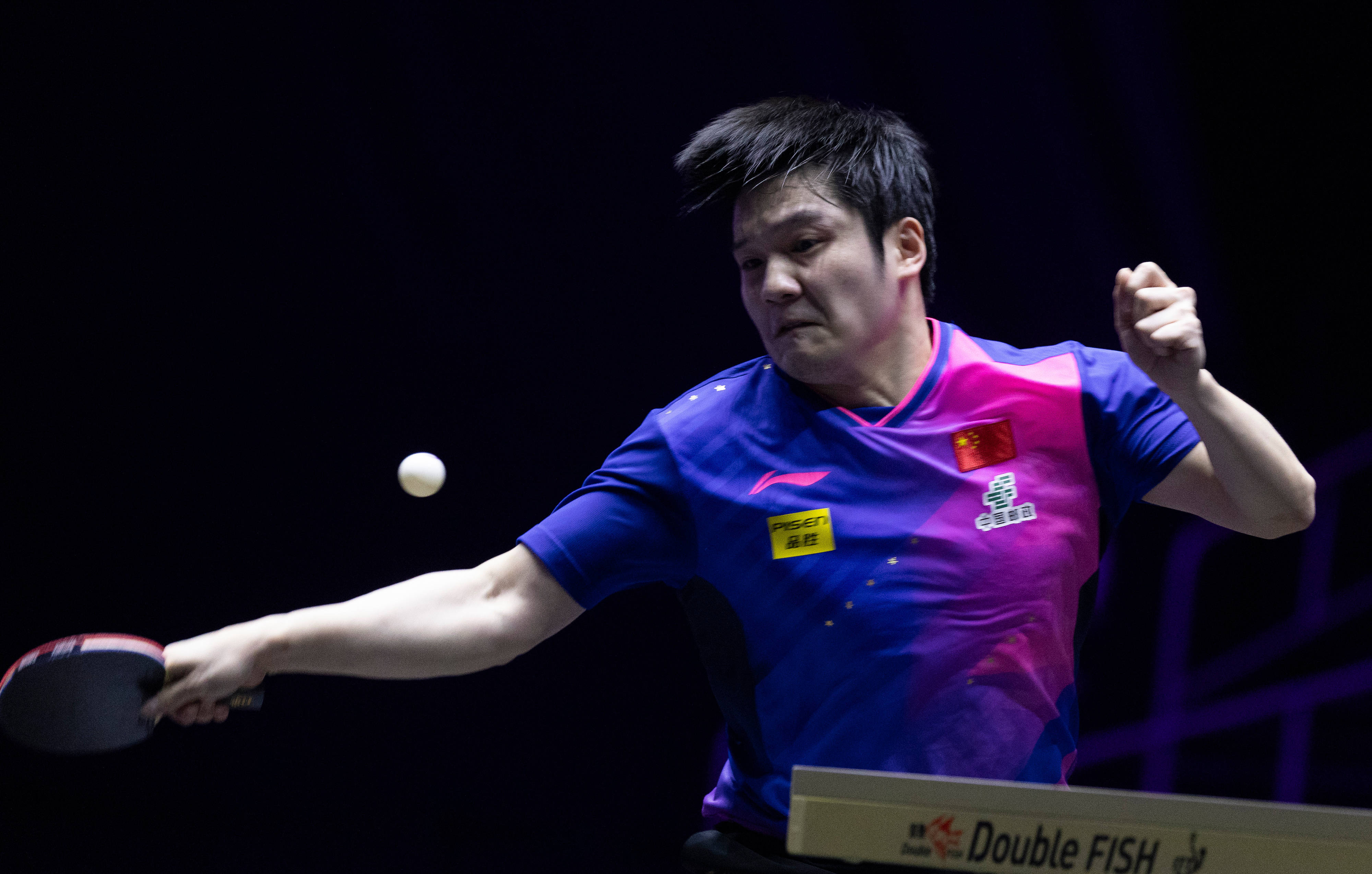 法国乒乓球队力克英国乒乓球队，樊振东高光表现的简单介绍