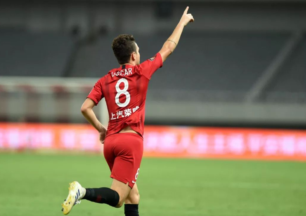上港主场大胜权健，联赛前景一片光明的简单介绍