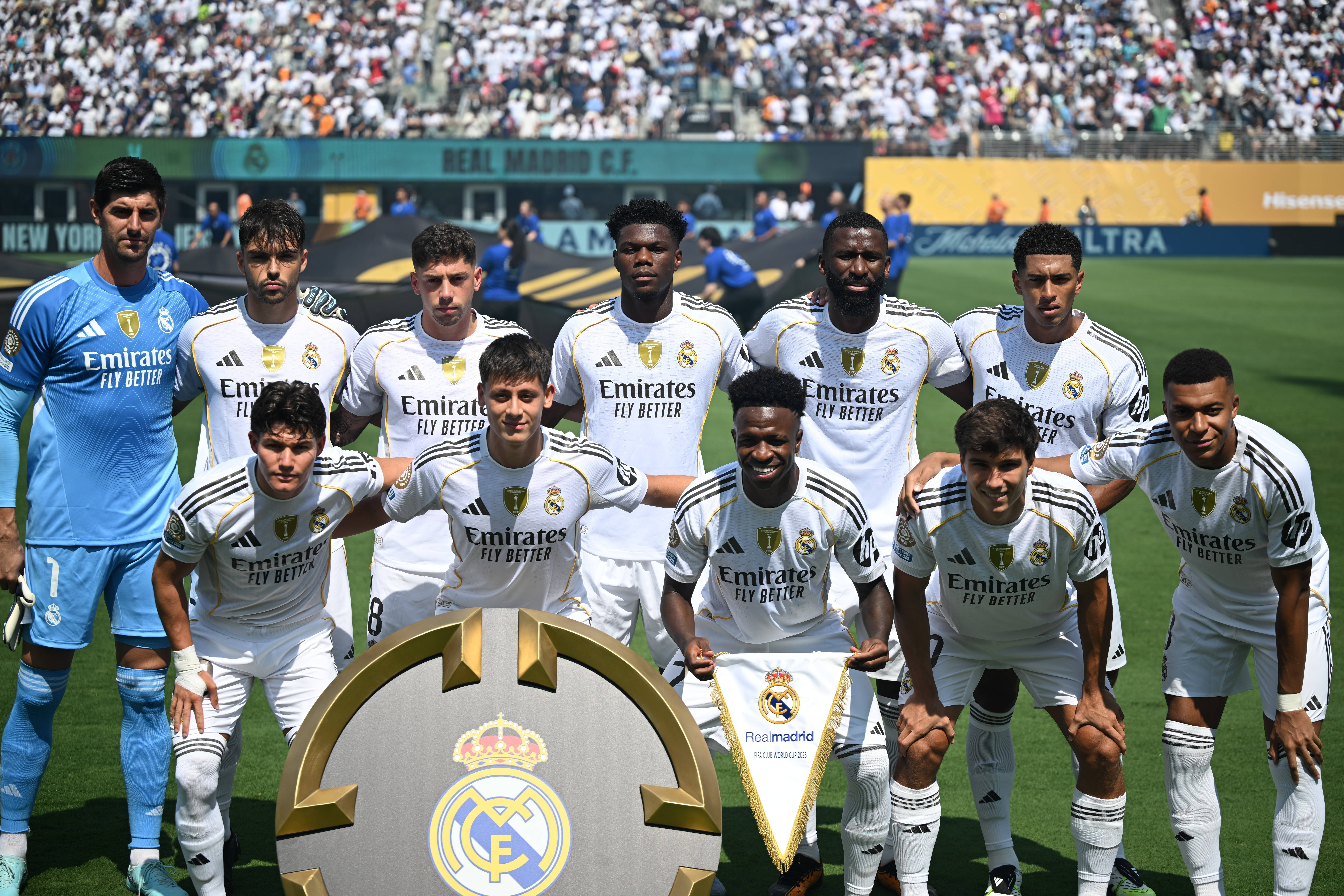 巴黎圣日耳曼豪取胜利，晋级在望的简单介绍