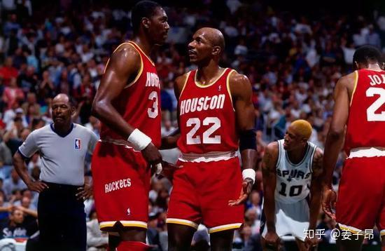 诺里奇城逆袭成功,首战主场联赛面向崩塌的简单介绍 诺里奇城逆袭成功,首战主场联赛面向崩塌的简单介绍