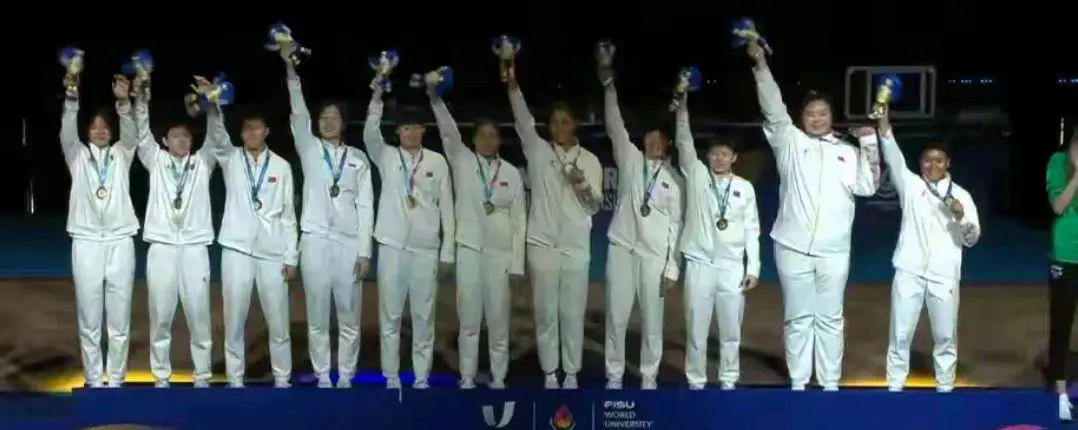 人队外线火力全开，轻松击败对手