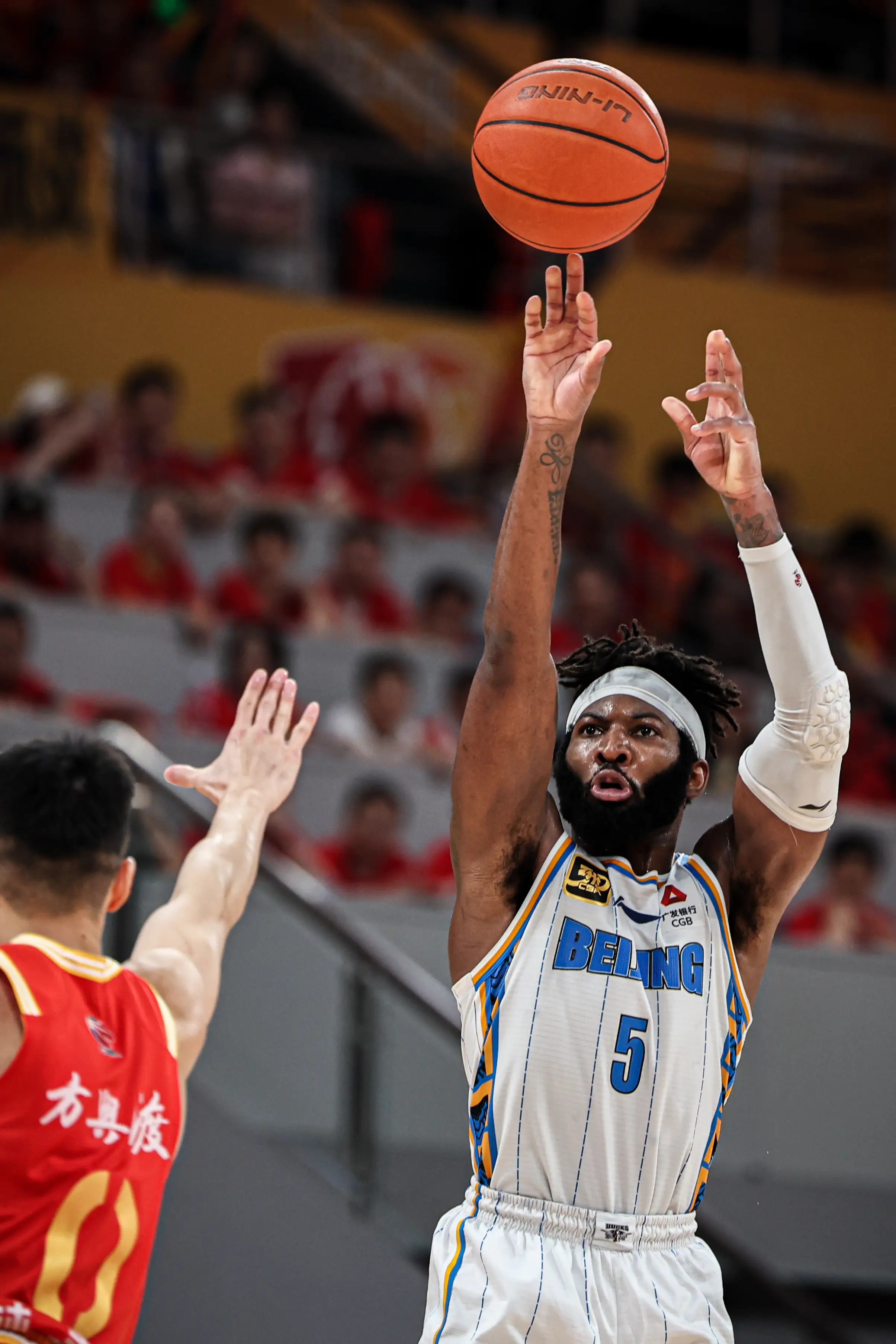 技惊全场绝杀不断，声名远扬球场沸腾欢呼！的简单介绍