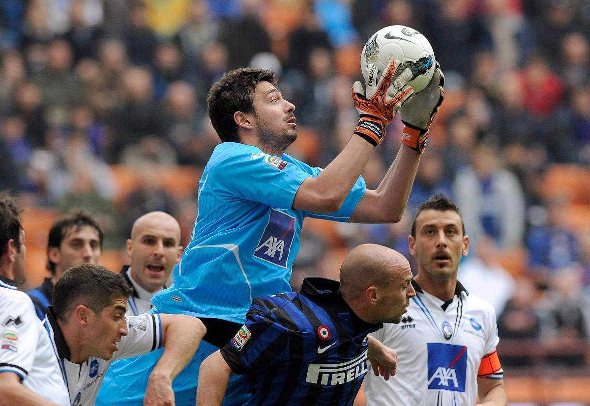 包含佛罗伦萨主场胜利，士气大涨的词条