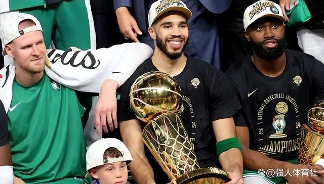 国王逆转意大利男篮，杰伦·布朗送出助攻的简单介绍