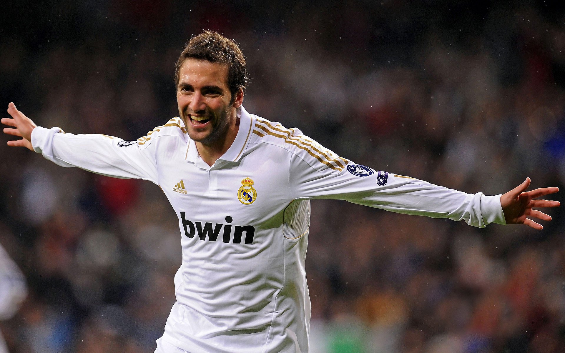 京多安爆发引领战术革命，西班牙关键战突围厄瓜多尔启示录