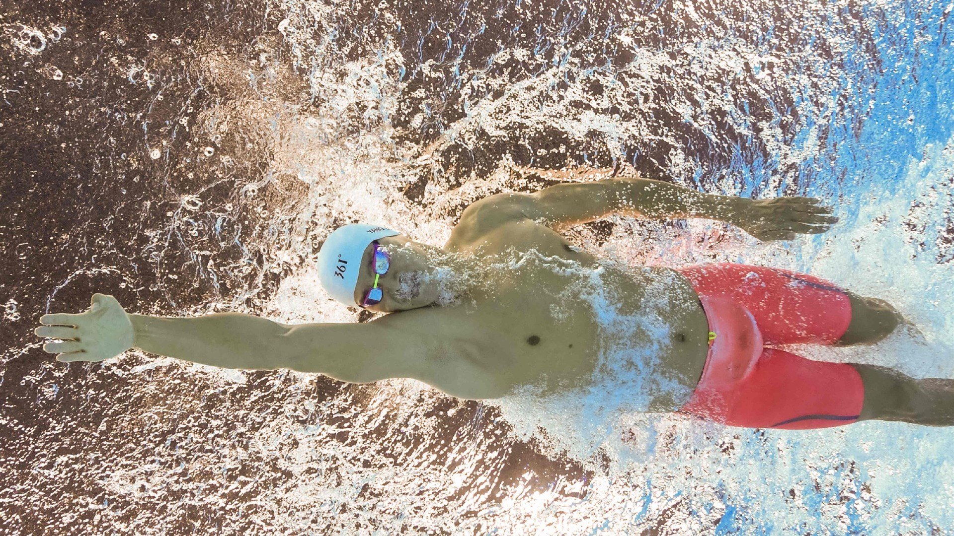 魔术险胜雄鹿，莫兰特在世界排名争夺战中接管比赛